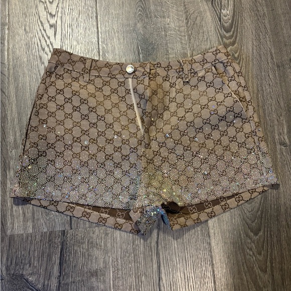 Gucci Beige Monogram High Waist Shorts - Picture 11 of 11